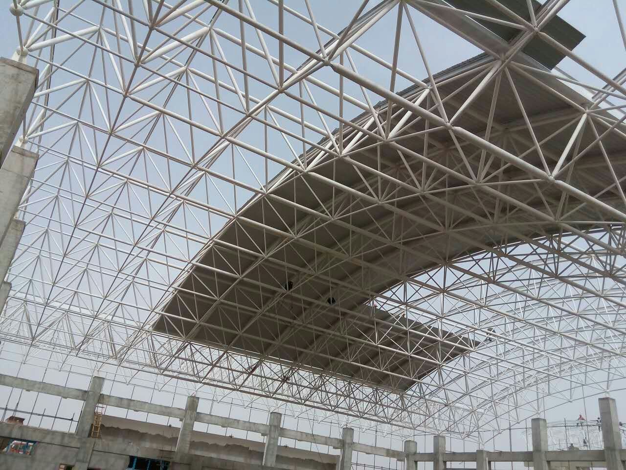 嘉兴青岛一汽网架